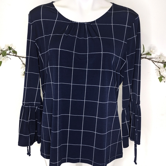Liz Claiborne Tops - Liz Claiborne Career Navy White Bell Sleeve Blouse
